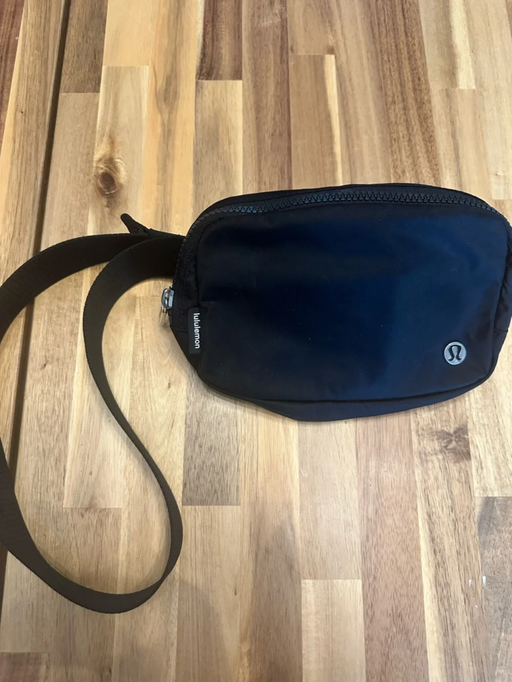 lululemon athletica Black Belt Bag Adjustable Strap Crossbody
